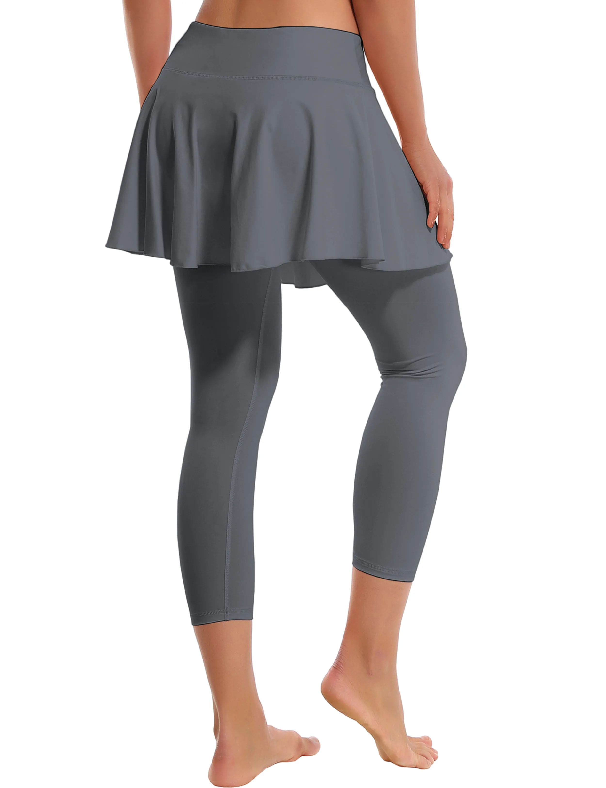 19" Capris Tennis Golf Skirted Leggings with Pockets gray_Plus Size