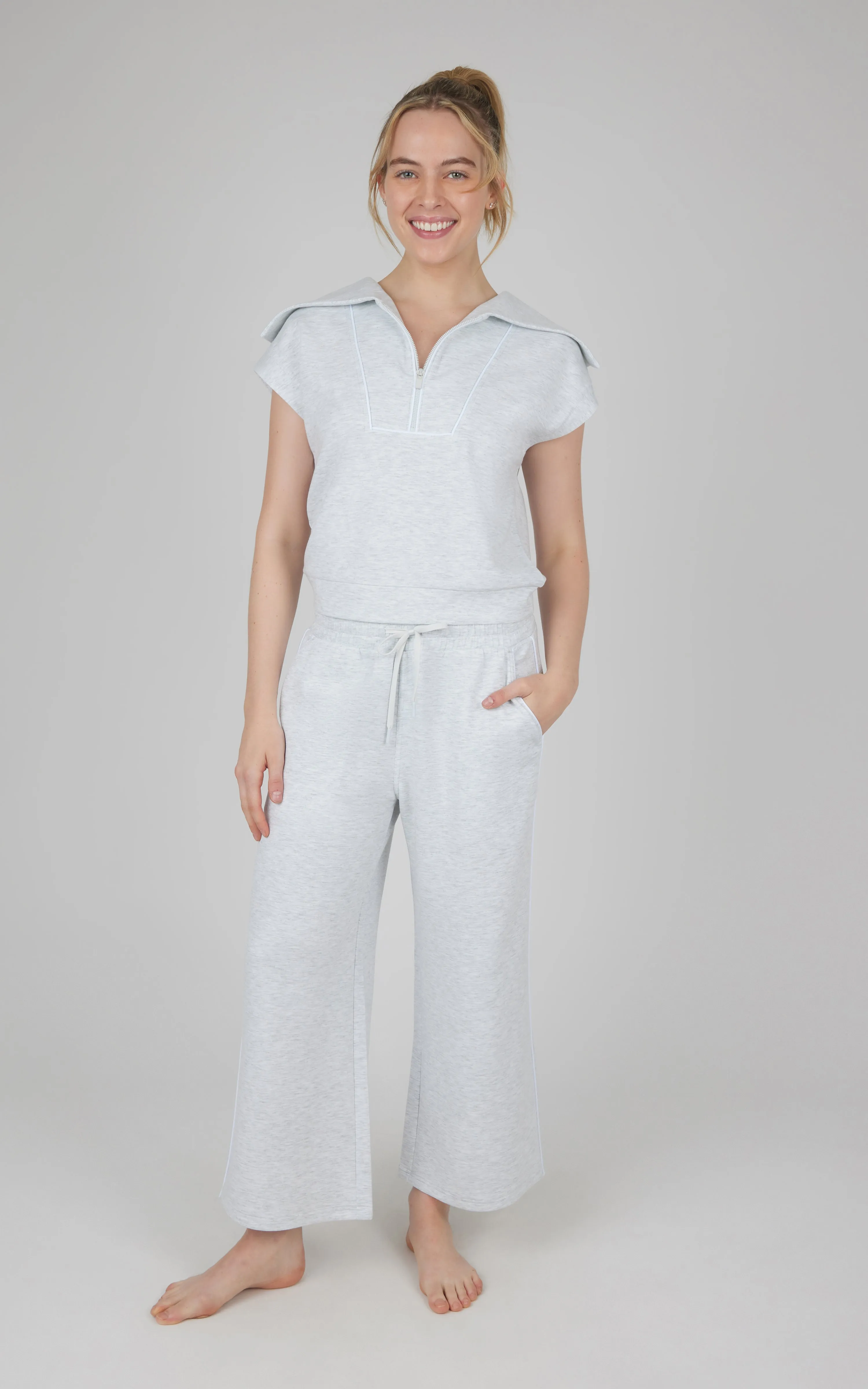 2 PC Half Zip and Pant w/ Contrast Piping