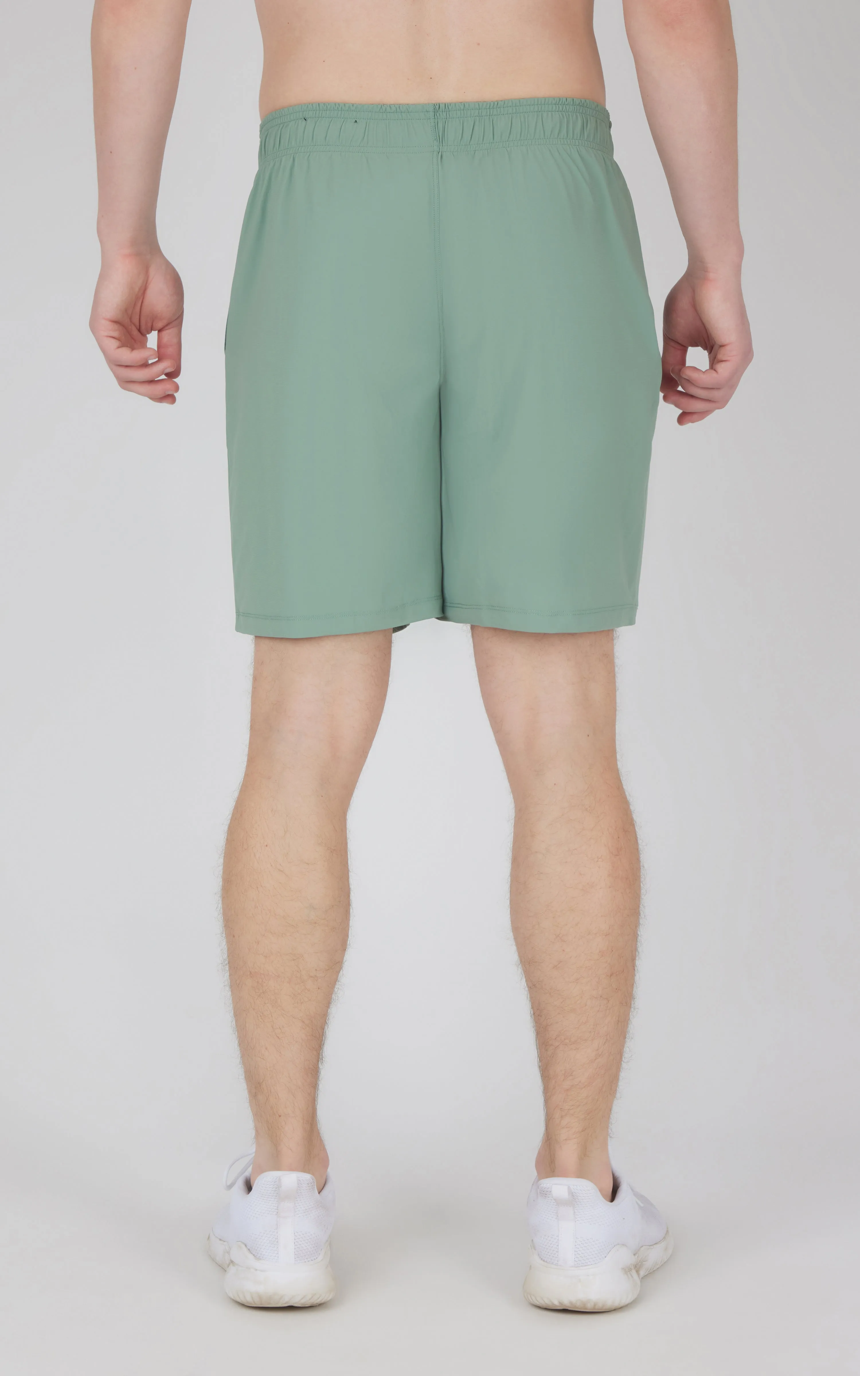 Men's Warp End Zone 8" Mesh Short