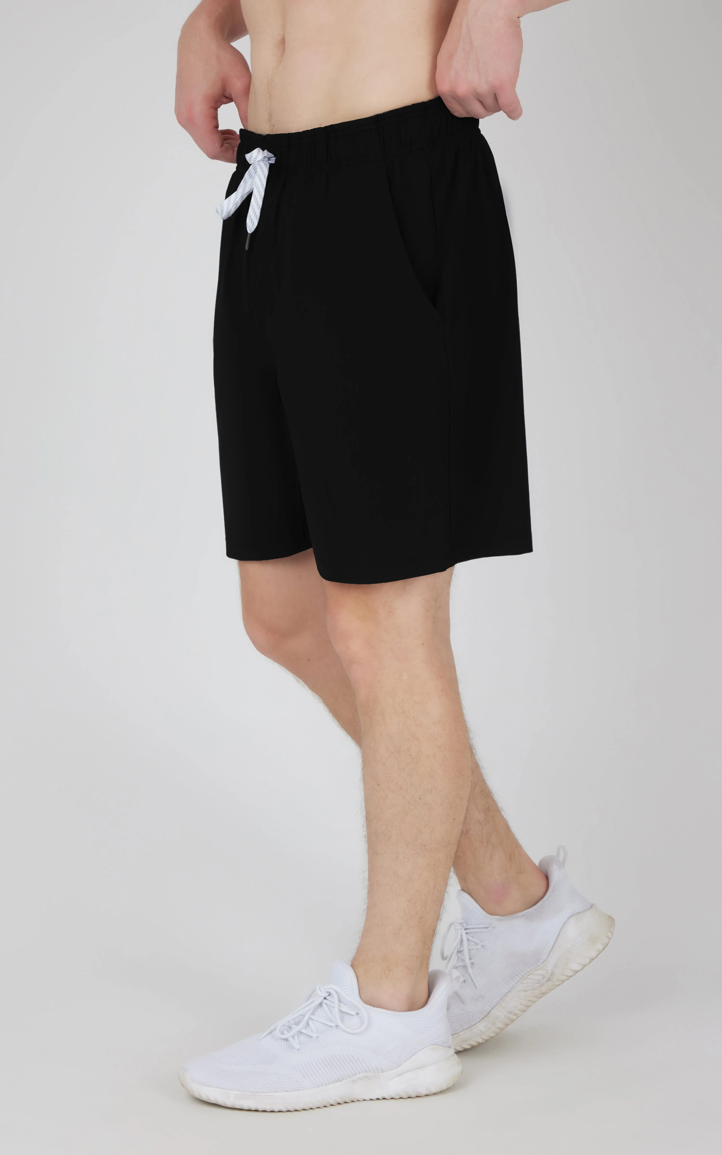 Men's Warp End Zone 8" Mesh Short