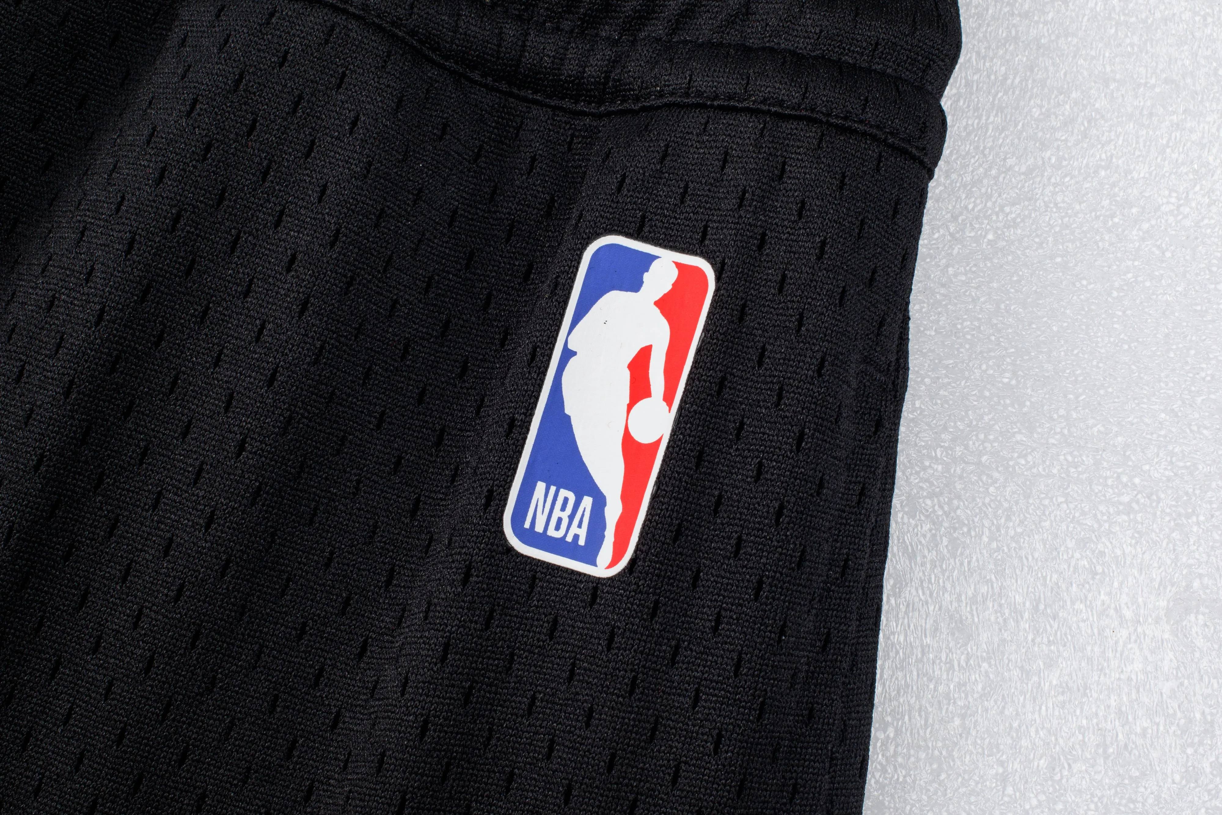 NBA Front Arch Print Regular Fit Mesh Short - Miami Heat