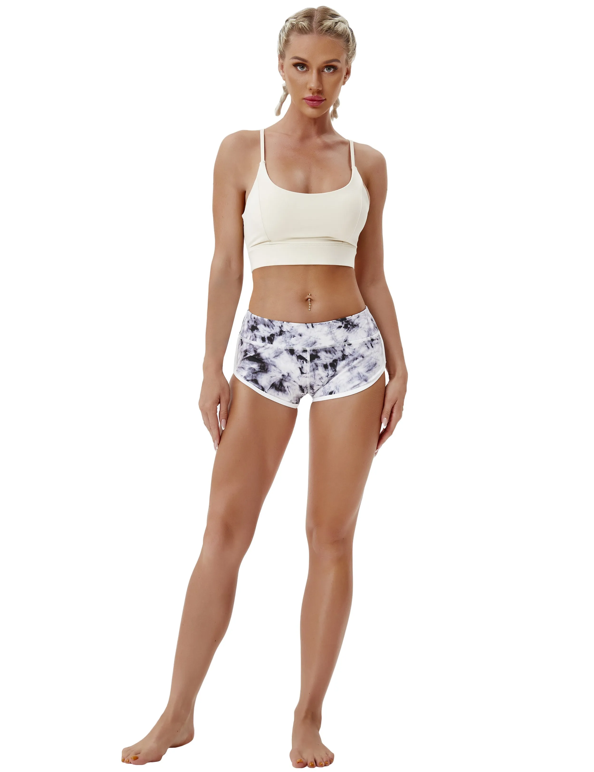 Printed Booty yogastudio Shorts black dandelion_yogastudio