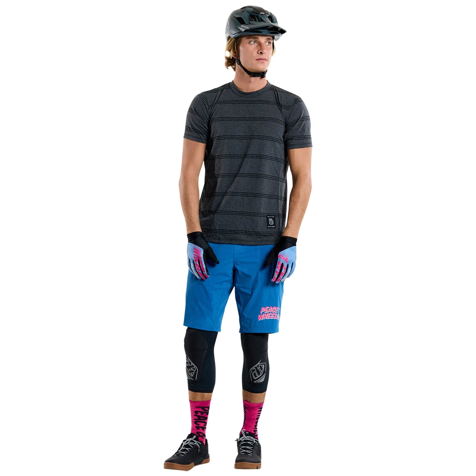 Skyline Trail Short Shell Washed Out Cobalt