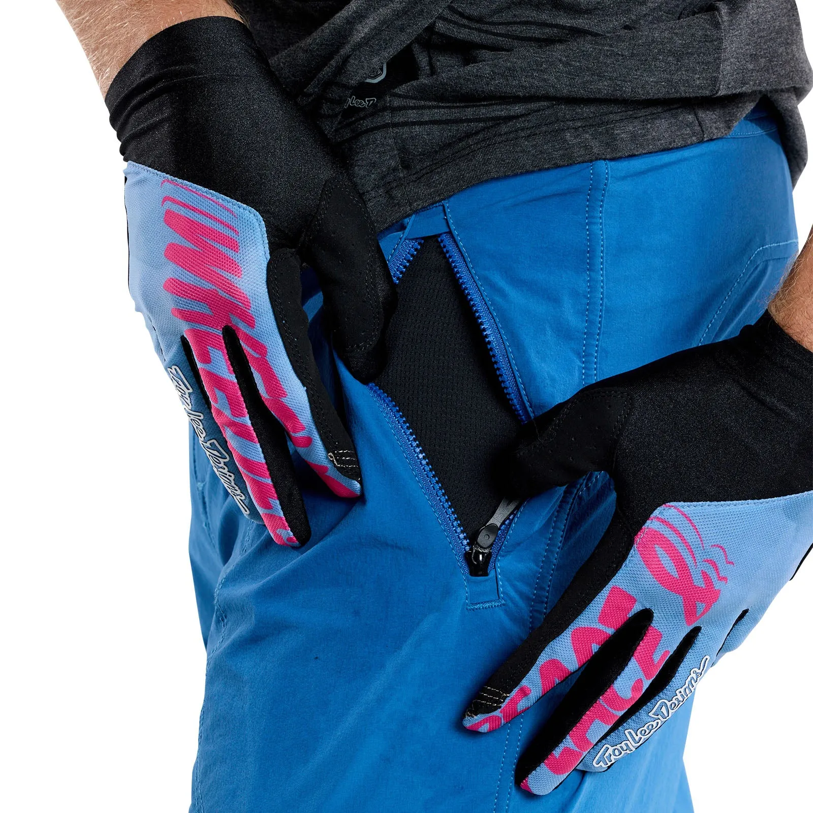Skyline Trail Short Shell Washed Out Cobalt